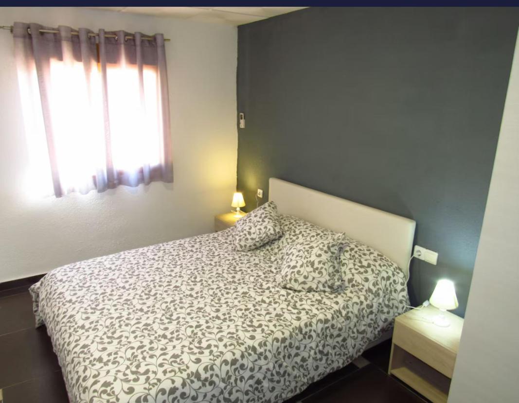 Hotel Restaurant Cau Blanch Useras 외부 사진