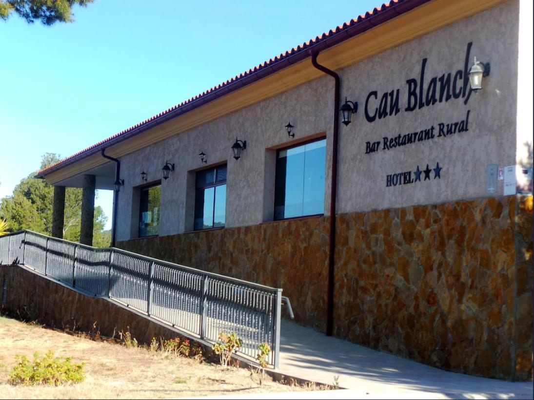 Hotel Restaurant Cau Blanch Useras 외부 사진