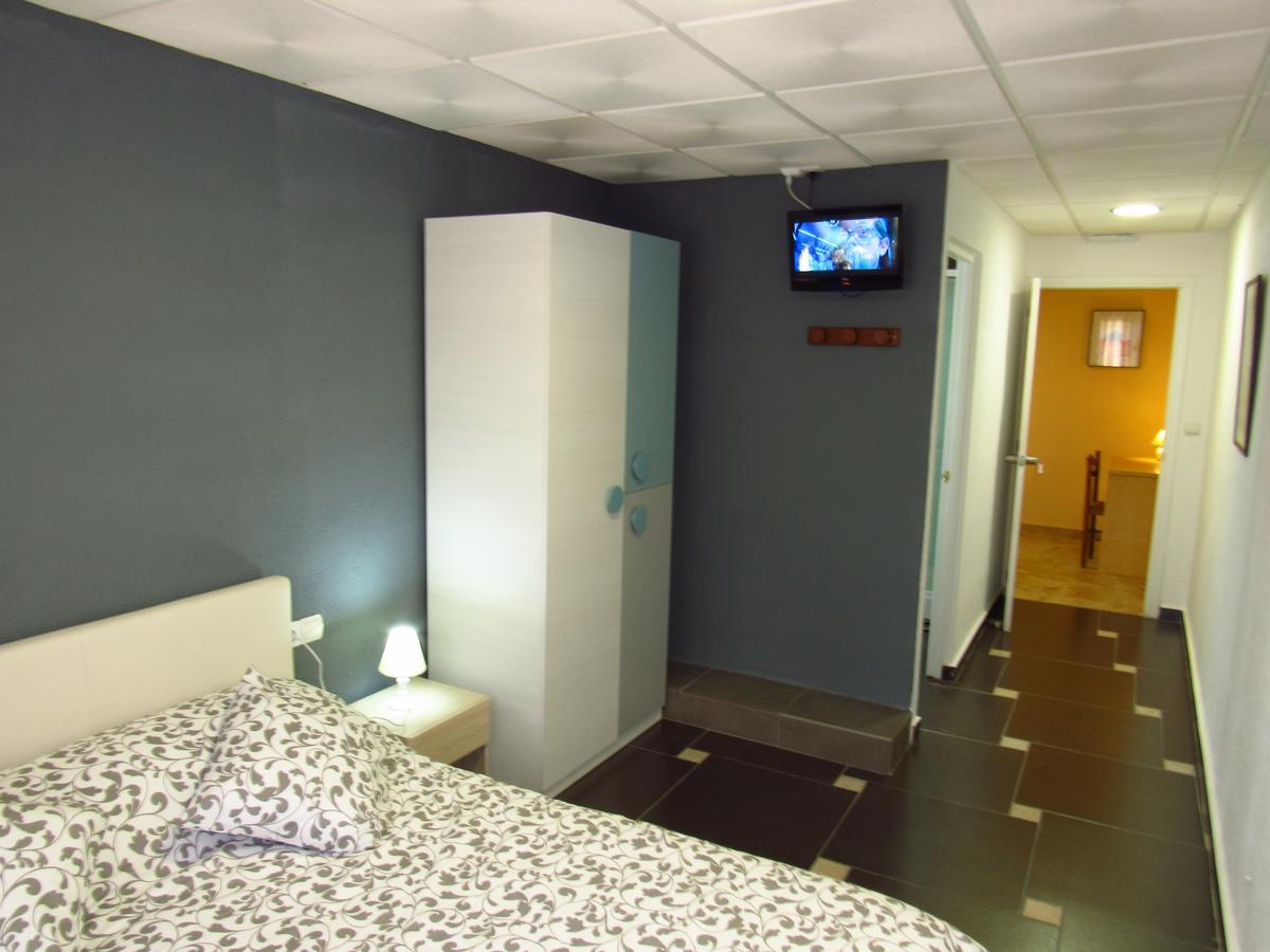Hotel Restaurant Cau Blanch Useras 외부 사진